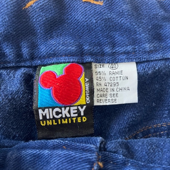 Vintage Mickey Jean Shorts by Mickey Unlimited with embroidered Mickey Mouse 40 - Picture 3 of 4